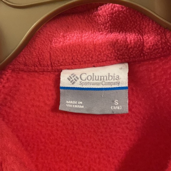 Girls dark pink Columbia jacket size 7/8. In excellent condition. - Picture 3 of 4